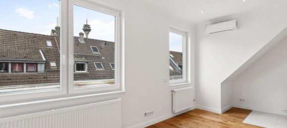 4 غرف نوم منزل ذو طابقين في Dusseldorf, Germany رقم 15193 11