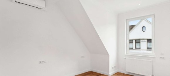 4 غرف نوم منزل ذو طابقين في Dusseldorf, Germany رقم 15193 12