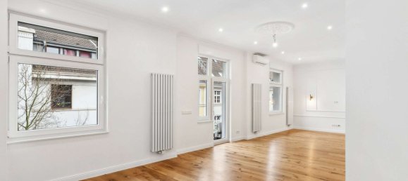 4 غرف نوم منزل ذو طابقين في Dusseldorf, Germany رقم 15193 2