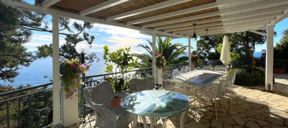 Villa de 6 divisões em San Felice Circeo, Italy N.º 140813 2