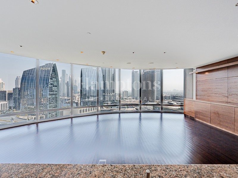 3 chambres appartement à louer à Burj Khalifa, Dubai, UAE № 200713