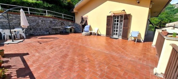 5 bedrooms Villa in Cicagna, Italy No. 352319 5