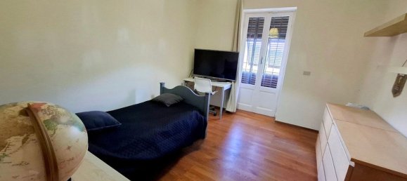 5 bedrooms Villa in Cicagna, Italy No. 352319 10