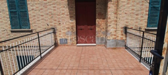 5 rooms Villa in Chieti, Italy No. 324975 6