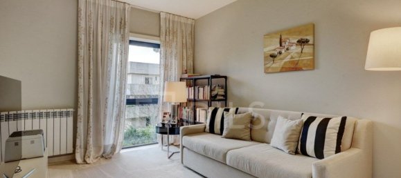 3 bedrooms Apartment in Lisbon, Portugal No. 96820 2