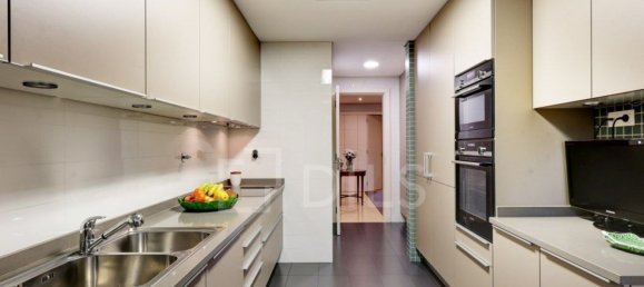 3 bedrooms Apartment in Lisbon, Portugal No. 96820 31