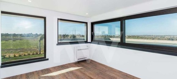 5 غرف نوم فيلا في Guia, Portugal رقم 30054 22