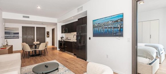 3 bedrooms Commercial property for sale in Miami, Miami-Dade, Florida, USA № 615175 25