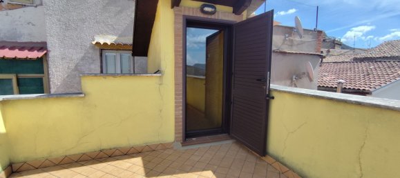 Dúplex de 3 dormitorios en Giuliano di Roma, Italy No. 362786 5