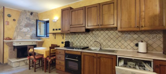 Dúplex de 3 dormitorios en Giuliano di Roma, Italy No. 362786 11