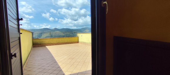 Dúplex de 3 dormitorios en Giuliano di Roma, Italy No. 362786 8