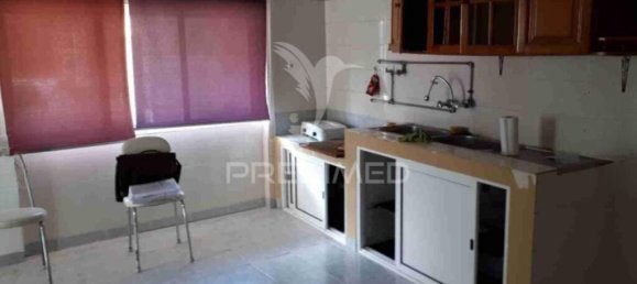 218m² Garage in Santarem, Portugal No. 68173 2