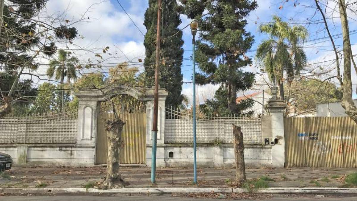  Land in Quilmes, Argentina No. 35095