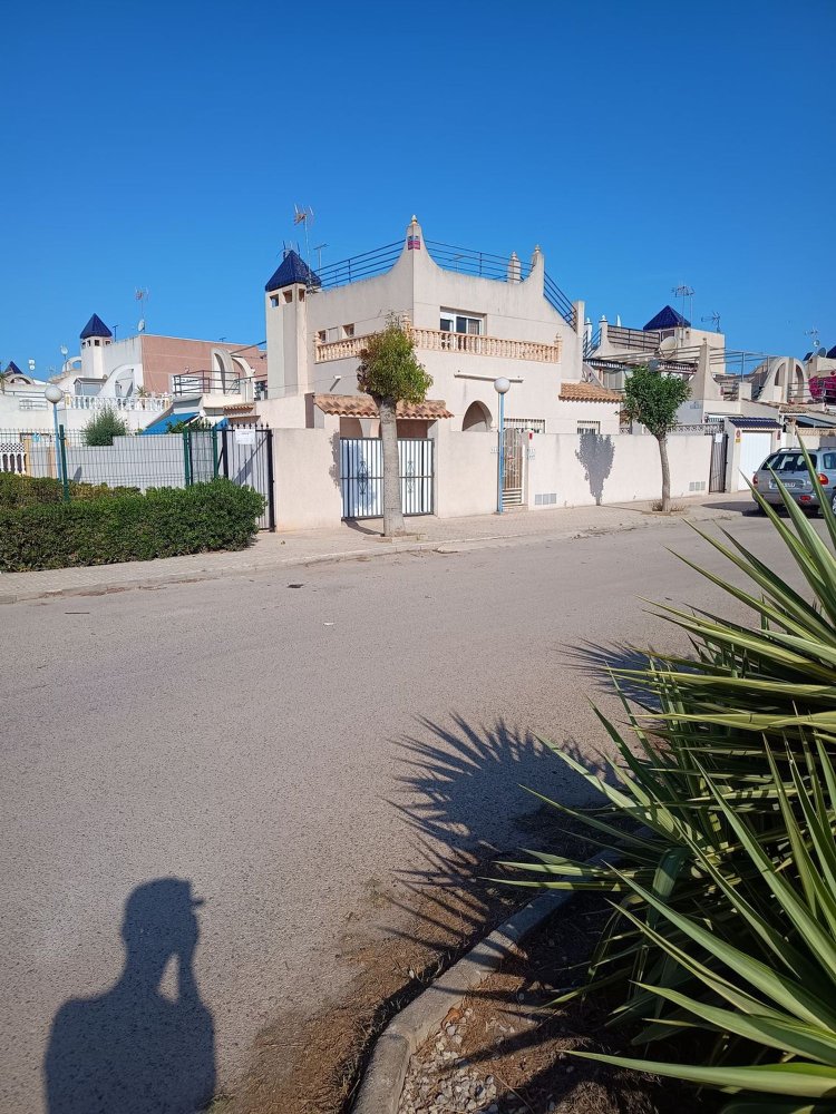 4 غرف نوم منزل في Torrevieja, Spain رقم 202130