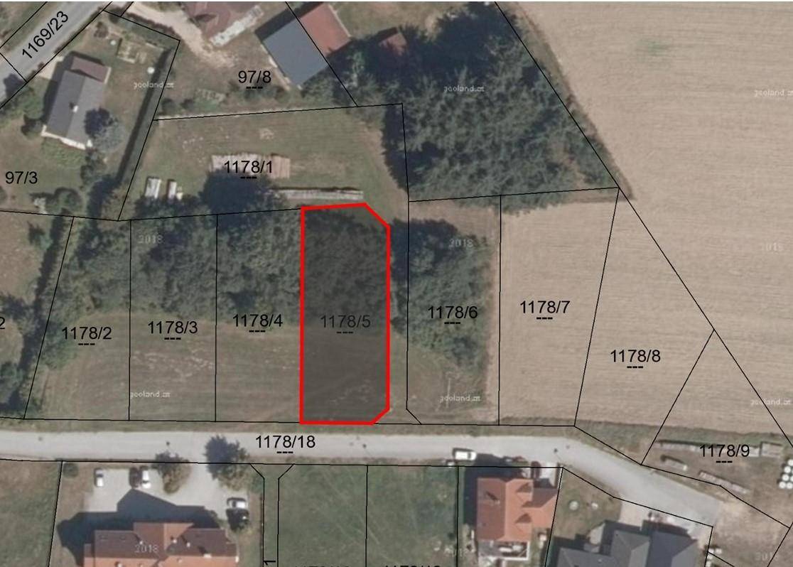 Terreno em Polla, Austria 760 m² N.º 213414