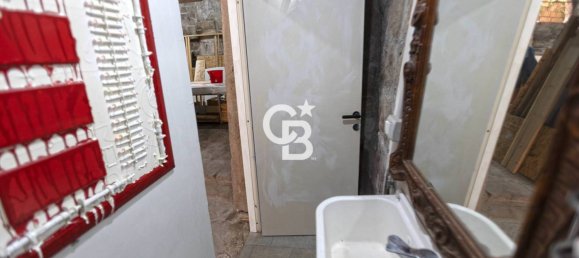 Propiedad comercial de 2 habitaciónes en Viterbo, Italy No. 348379 6