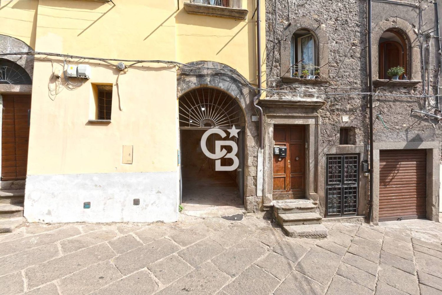 Propiedad comercial de 2 habitaciónes en Viterbo, Italy No. 348379