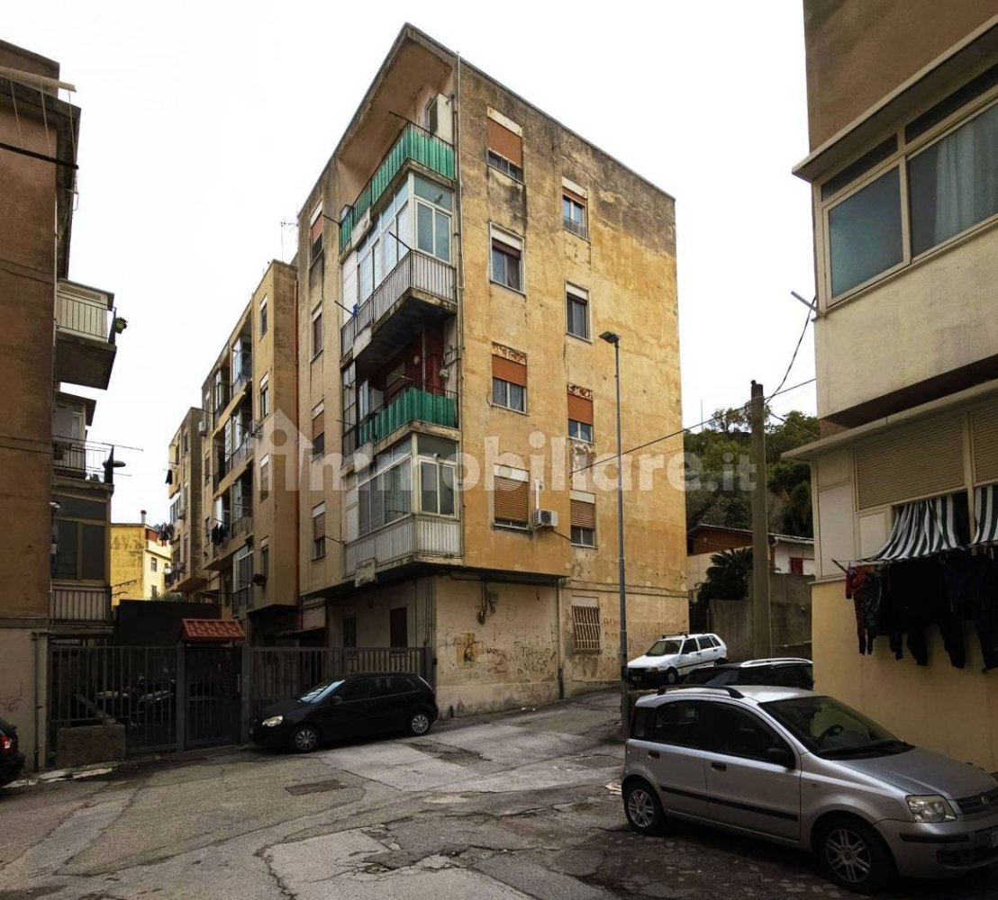 2 Schlafzimmer Wohnung in Messina, Italy, Nr. 46384