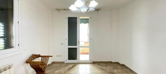 3 rooms Apartment in Empoli, Italy No. 64289 27