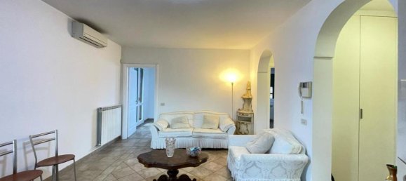 3 rooms Apartment in Empoli, Italy No. 64289 5