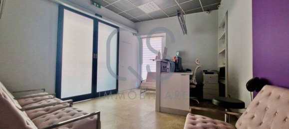 4 rooms Office in Turin, Italy No. 370326 2