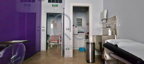 4 rooms Office in Turin, Italy No. 370326 7