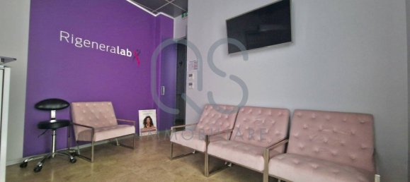 4 rooms Office in Turin, Italy No. 370326 4