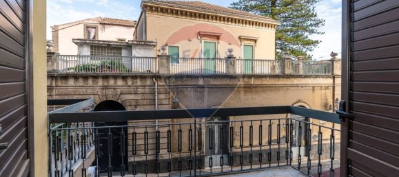 Apartamento T2 em Aci Catena, Italy N.º 168455 12