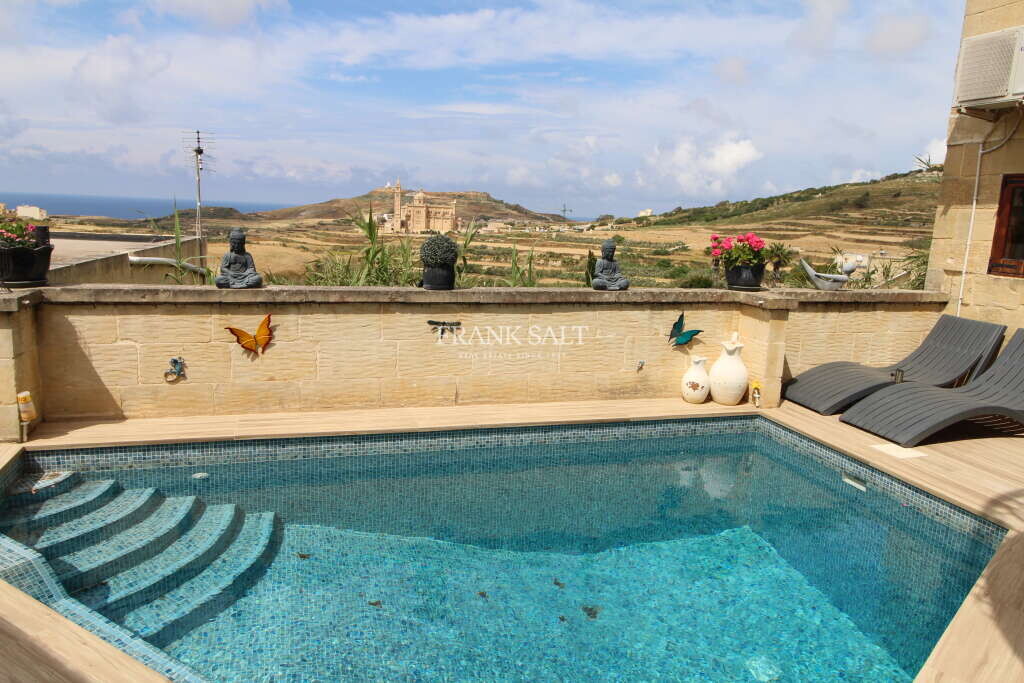 3 bedrooms House in Gharb, Malta No. 2923