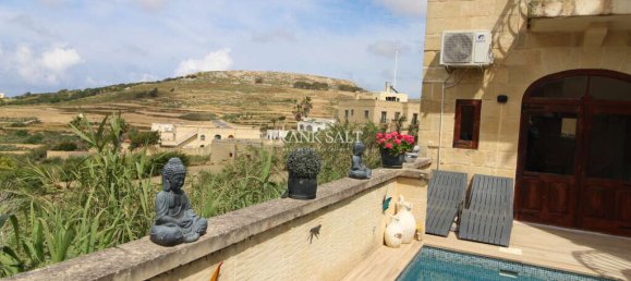 3 bedrooms House in Gharb, Malta No. 2923 10