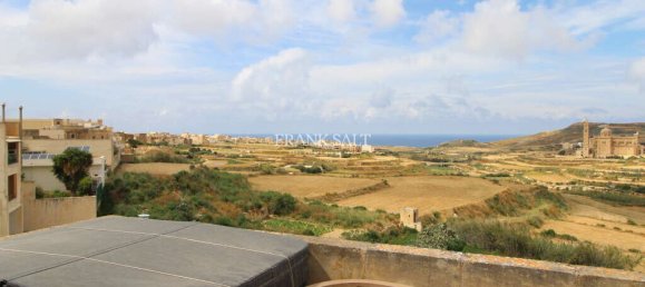 3 bedrooms House in Gharb, Malta No. 2923 3