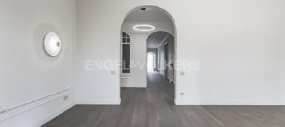 4 chambres Appartement à Eixample, Spain No. 58662 12