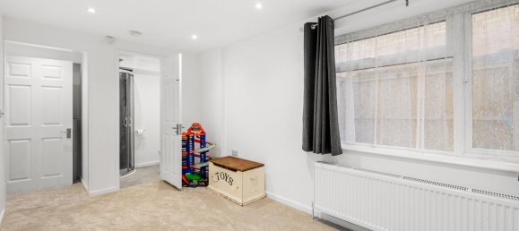 5 bedrooms Bungalow in Horley, United Kingdom No. 998 20