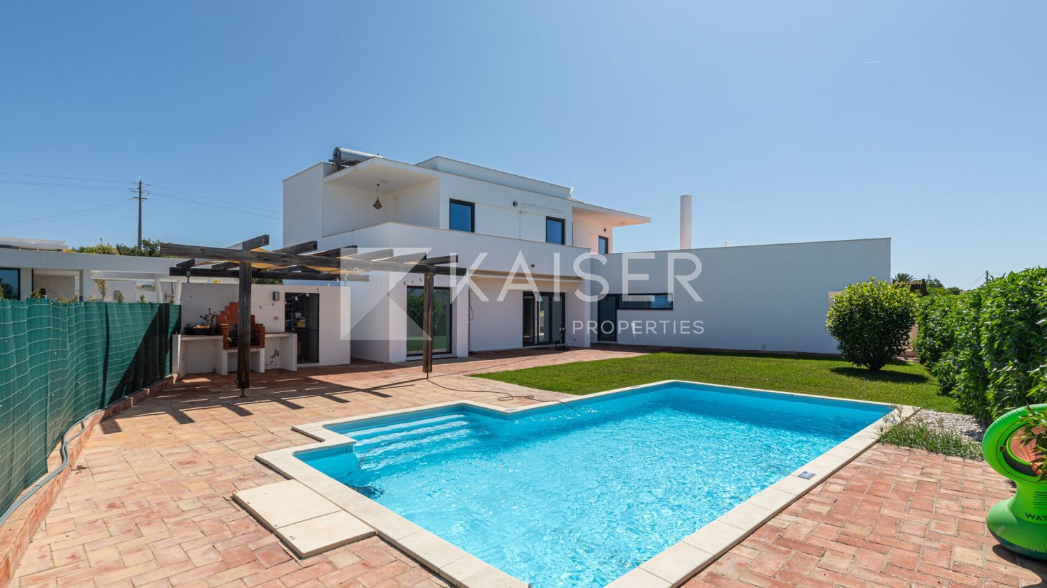 3 bedrooms Villa in Albufeira, Portugal No. 199138
