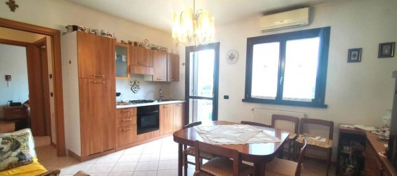 Квартира с 1 спальней в Удине, Италия № 299165 3