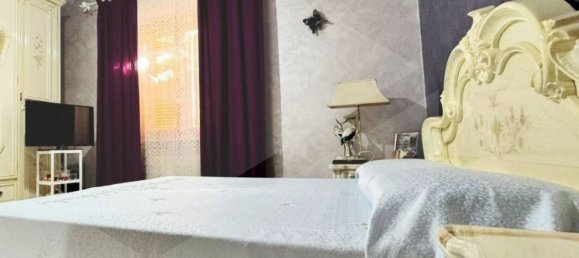 3 rooms Apartment in Rome, Italy No. 27822 13