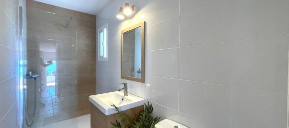 2 chambres Penthouse à Manilva, Spain No. 146097 13