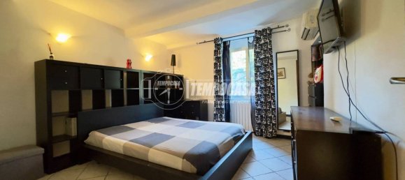 2 bedrooms Apartment in Genoa, Italy No. 306091 5