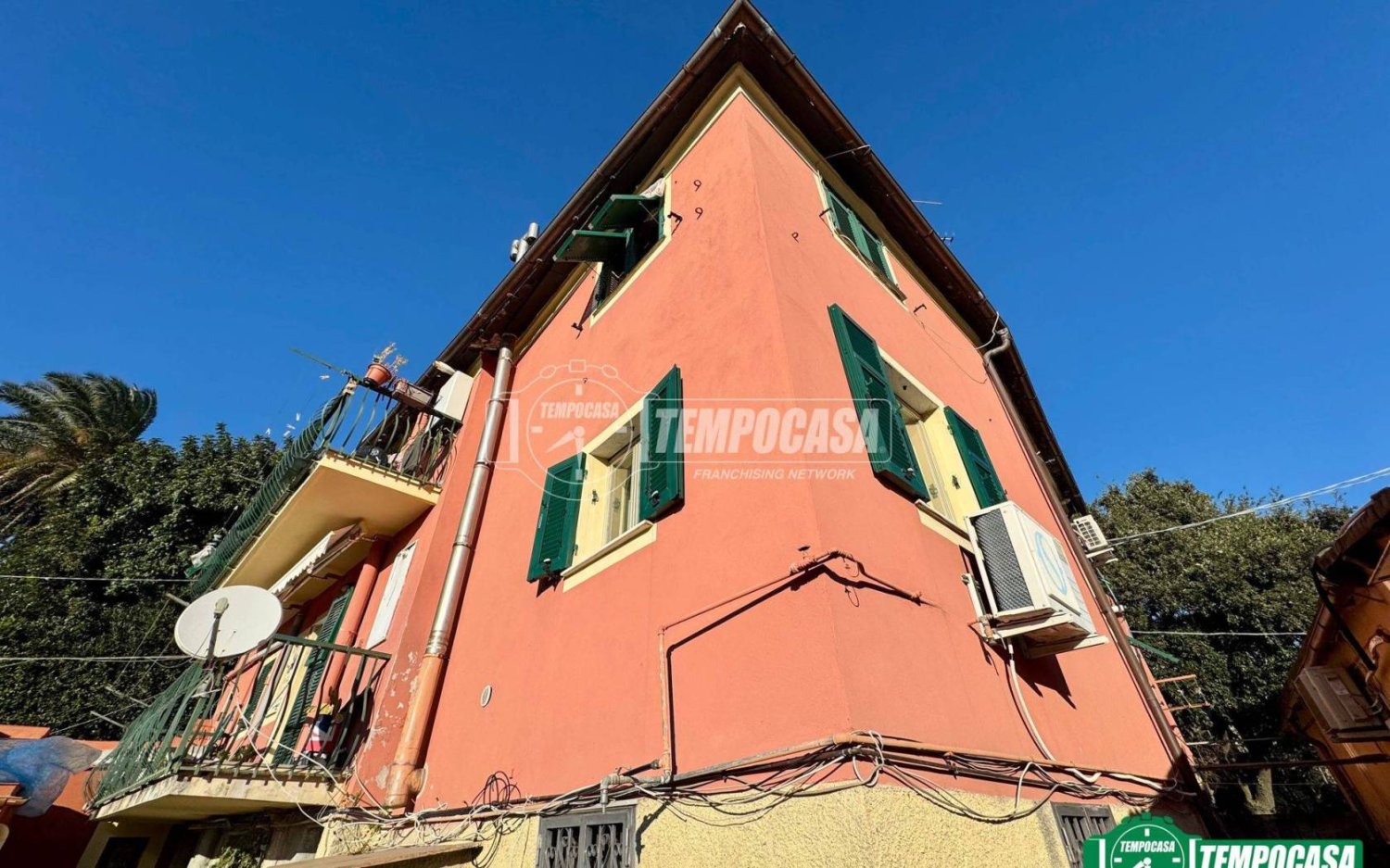 2 bedrooms Apartment in Genoa, Italy No. 306091