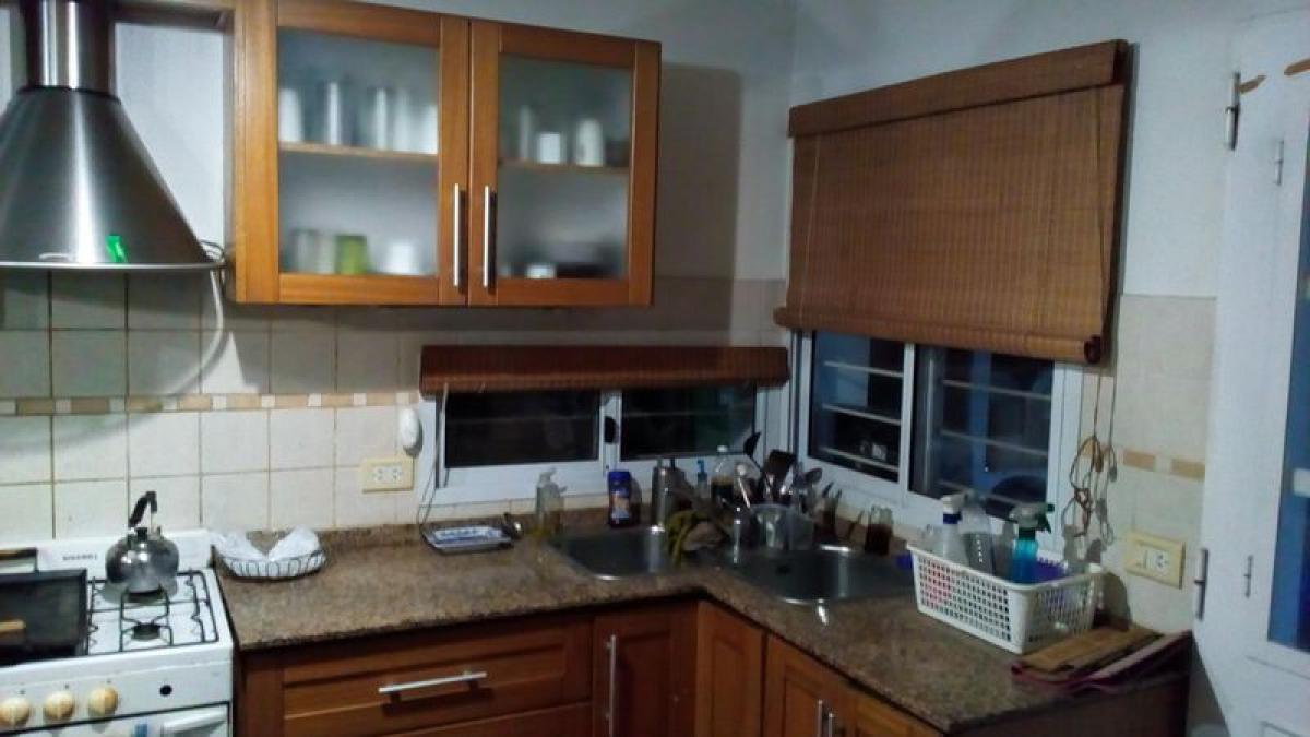 4 bedrooms House in Santa Fe, Argentina No. 21012