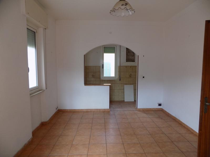 3 rooms Apartment in Imperia, Italy No. 233636