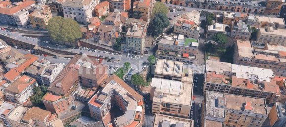 Propiedad comercial de 1 habitación en Frascati, Italy No. 308773 2