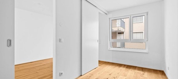 2 rooms Apartment in Penzing, Austria No. 195214 4