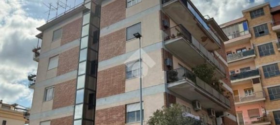2 bedrooms Apartment in Aprilia, Italy No. 142767 10