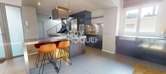 4 bedrooms House in Tours, France No. 218383 4