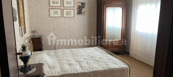 2 bedrooms Apartment in Piacenza, Italy No. 147170 10