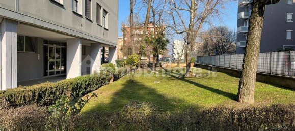 2 bedrooms Apartment in Piacenza, Italy No. 147170 4
