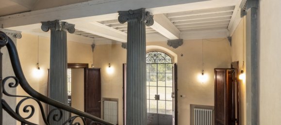 40 bedrooms Villa in Siena, Italy No. 194727 5