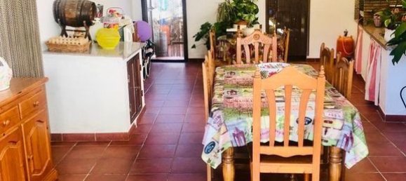 3 bedrooms Castles in Estepona, Spain No. 174295 12