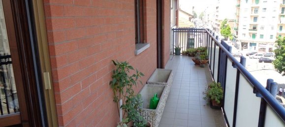 4 bedrooms Apartment in Turin, Italy No. 363172 18